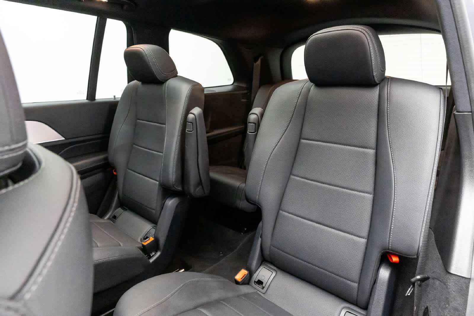Used 2025 Mercedes-Benz GLS 450 4MATIC image 14