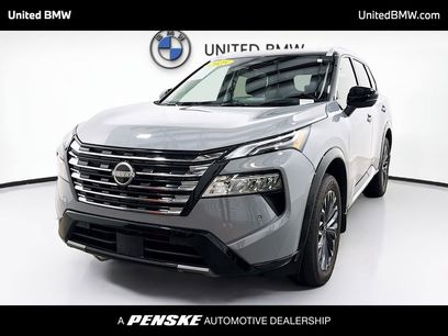 Used 2025 Nissan Rogue Platinum w/ Tech Package