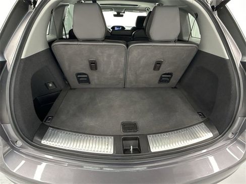 Used 2020 Acura MDX FWD image 25