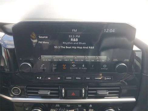 Used 2023 Nissan Pathfinder SL w/ Lighting Package (N92) image 29