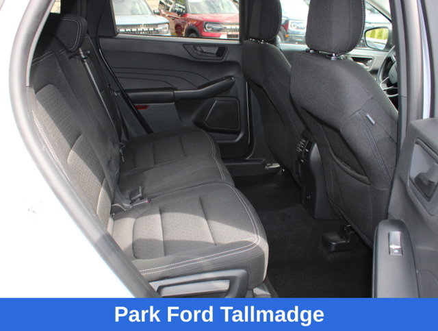 Used 2025 Ford Escape Active AWD/4WD image 24