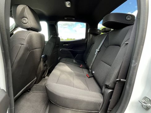 Certified 2024 Chevrolet Colorado LT image 17