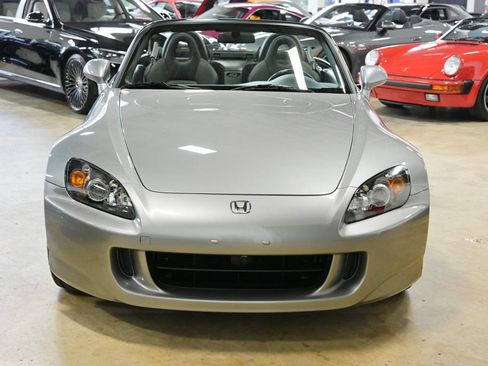 Used 2005 Honda S2000 image 3