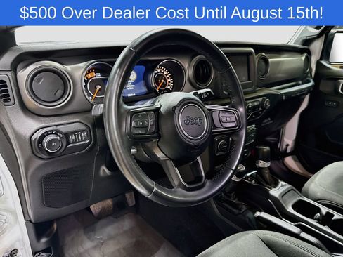 Used 2021 Jeep Wrangler Unlimited Sport AWD/4WD image 9