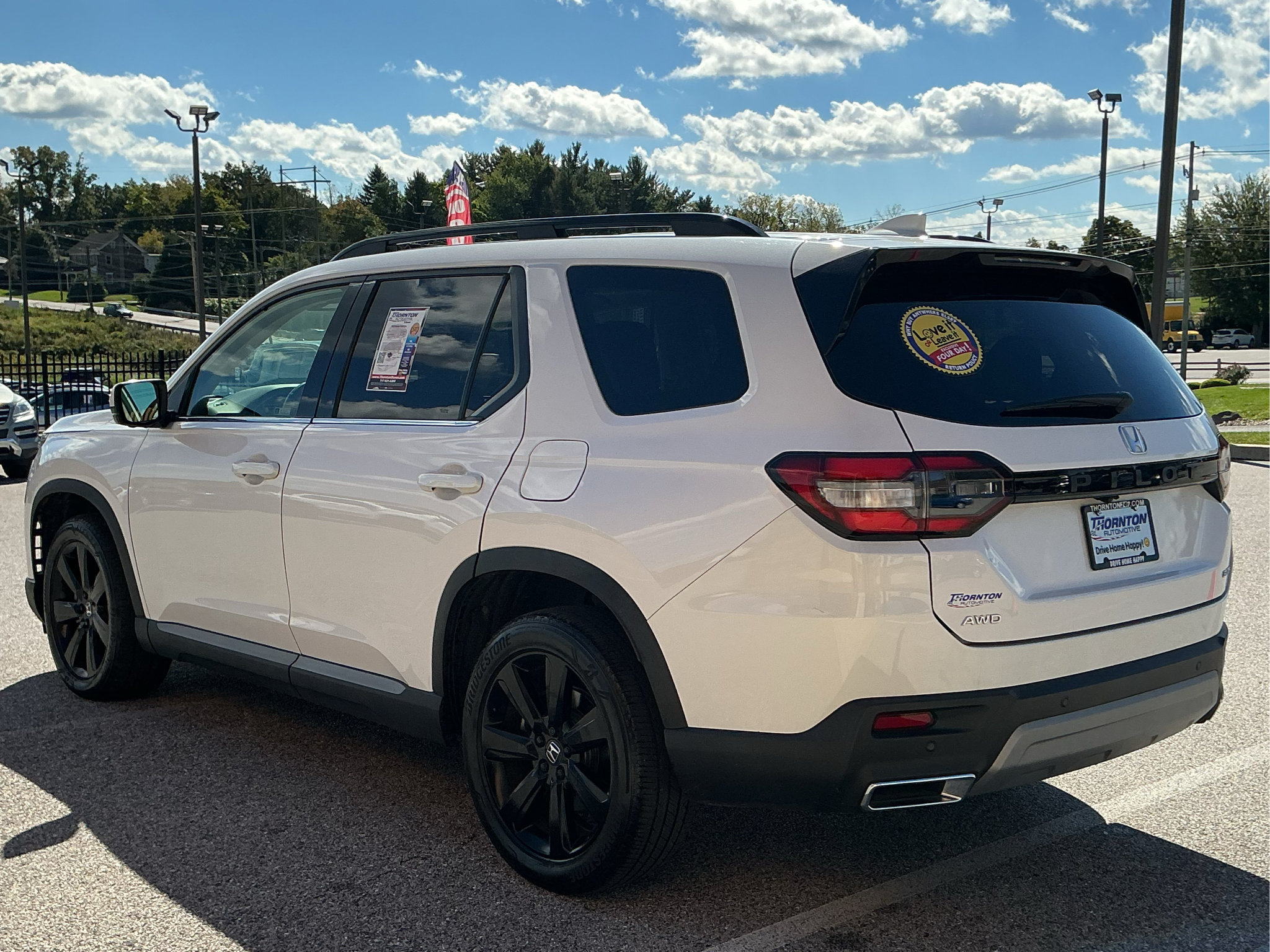 Used 2023 Honda Pilot Elite image 8