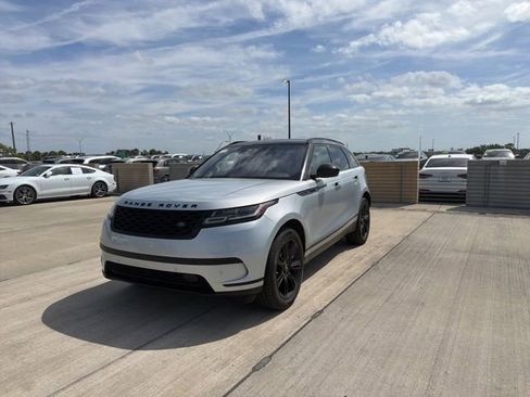 Used 2022 Land Rover Range Rover Velar S image 7