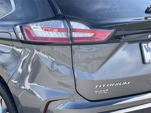 Used 2024 Ford Edge Titanium image 6
