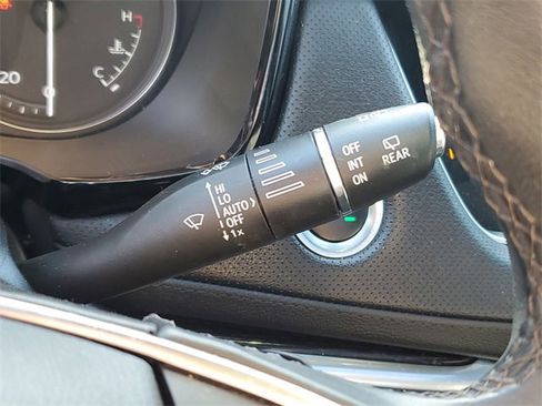 Certified 2022 Cadillac XT5 Premium Luxury w/ Technology Package image 13