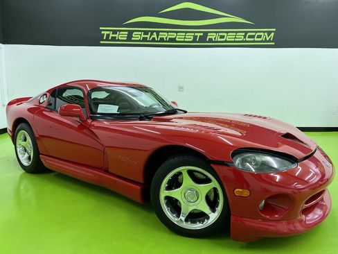 Used 1997 Dodge Viper GTS RWD image 1