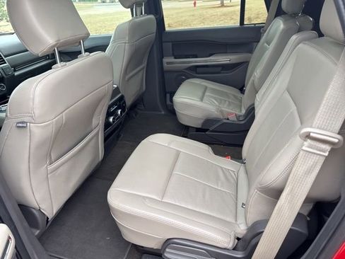 Used 2020 Ford Expedition XLT w/ Equipment Group 202A image 9
