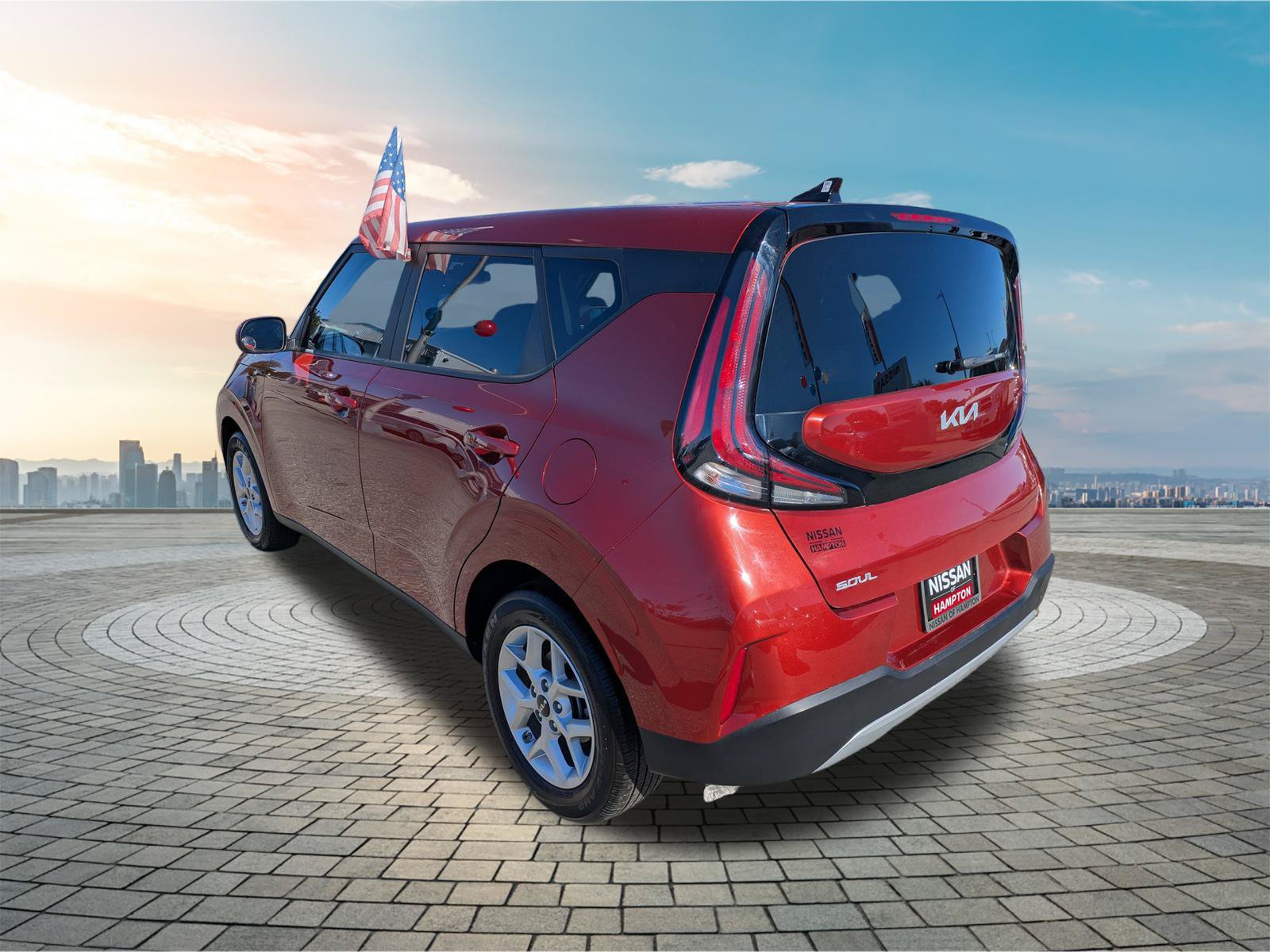 Used 2025 Kia Soul LX w/ LX Technology Package FWD image 7