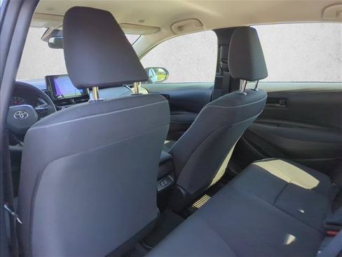 Used 2025 Toyota Corolla LE FWD image 22