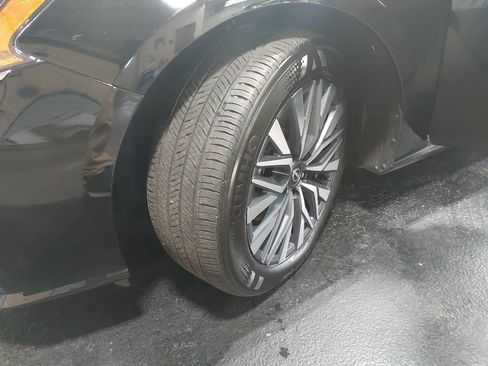 Certified 2025 Nissan Altima 2.5 SV FWD image 32