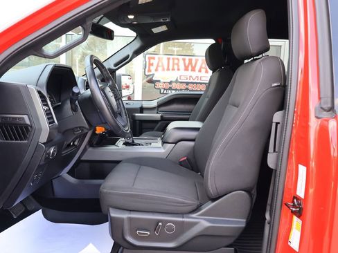 Used 2017 Ford F150 XLT w/ Equipment Group 302A Luxury image 12