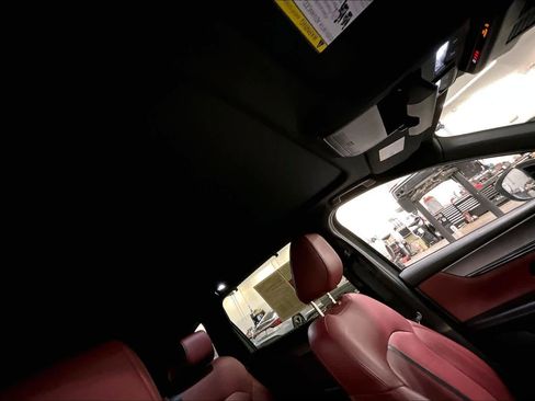 Used 2025 MAZDA CX-70 Plug-In Hybrid w/ Premium Plus image 15