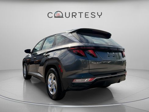 Used 2022 Hyundai Tucson SE w/ Cargo Package image 2
