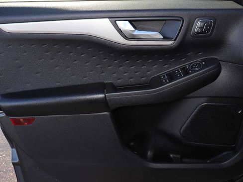 Certified 2020 Ford Escape SEL image 18