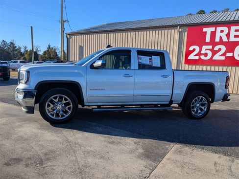 Used 2018 GMC Sierra 1500 SLT w/ SLT Premium Package image 2
