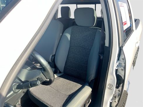 Used 2019 RAM 1500 Big Horn image 18