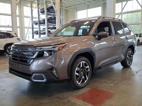 New 2025 Subaru Forester Limited w/ Popular Package #1 image 5