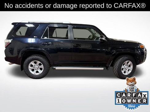 Used 2018 Toyota 4Runner SR5 Premium image 3