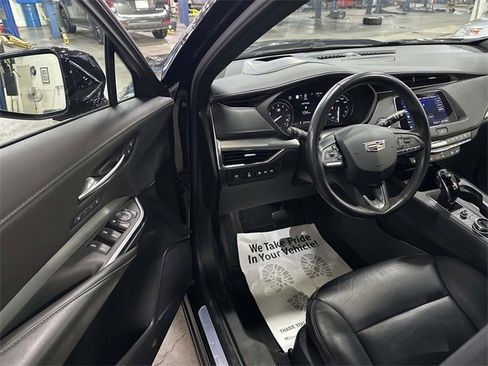 Certified 2023 Cadillac XT4 Premium Luxury w/ Technology Package image 15