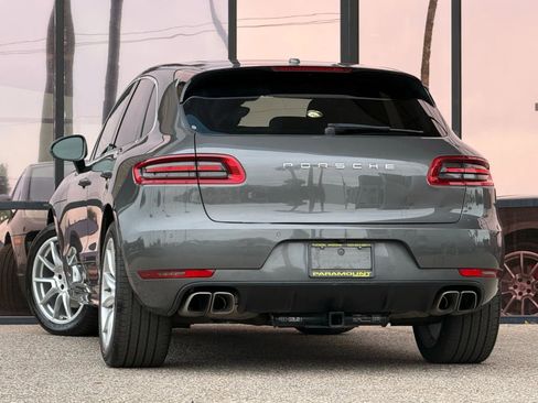 Used 2016 Porsche Macan Turbo image 8