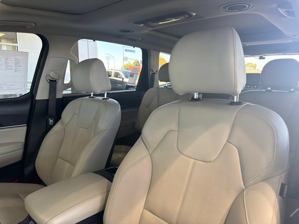 Used 2024 Kia Telluride SX FWD image 22
