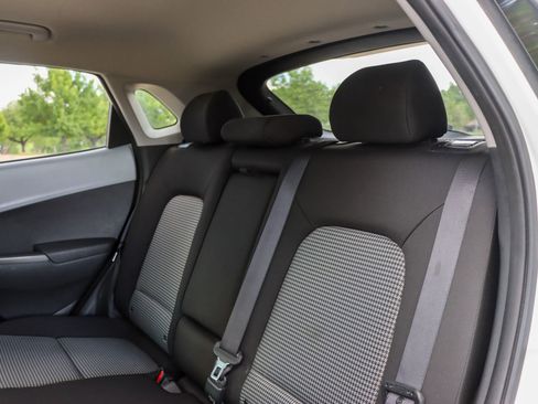 Used 2020 Hyundai Kona SEL FWD image 14