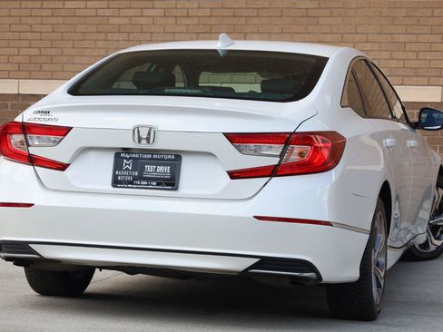 Used 2019 Honda Accord EX image 11