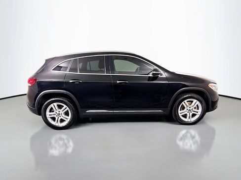 Used 2022 Mercedes-Benz GLA 250 w/ Premium Package Lite image 11