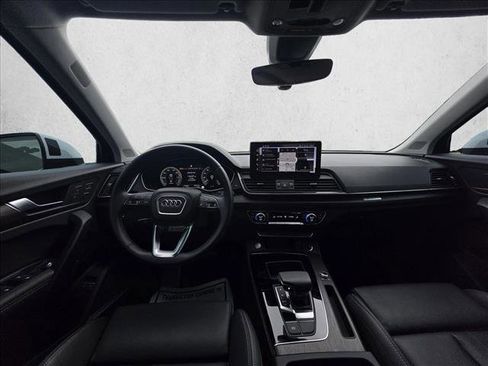 Certified 2025 Audi Q5 e Premium Plus AWD/4WD image 16