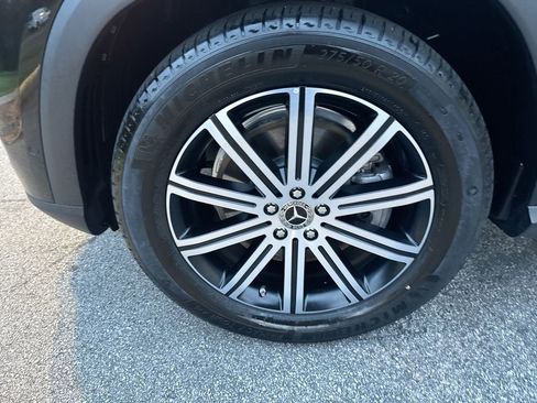 Used 2024 Mercedes-Benz GLE 450 4MATIC image 12