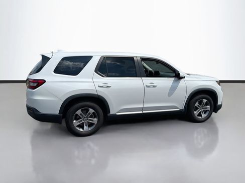 Used 2024 Honda Pilot EX-L image 4