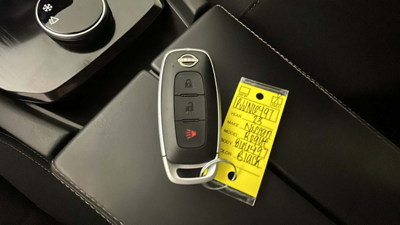 Used 2023 Nissan Rogue S AWD/4WD image 25