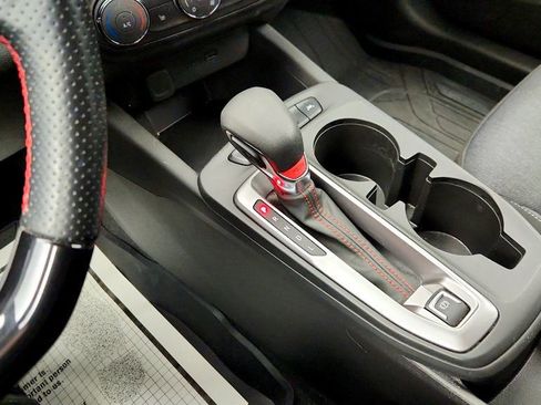 Used 2024 Chevrolet Trax RS image 16