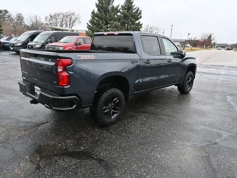 Used 2022 Chevrolet Silverado 1500 LT Trail Boss w/ Safety Package image 11