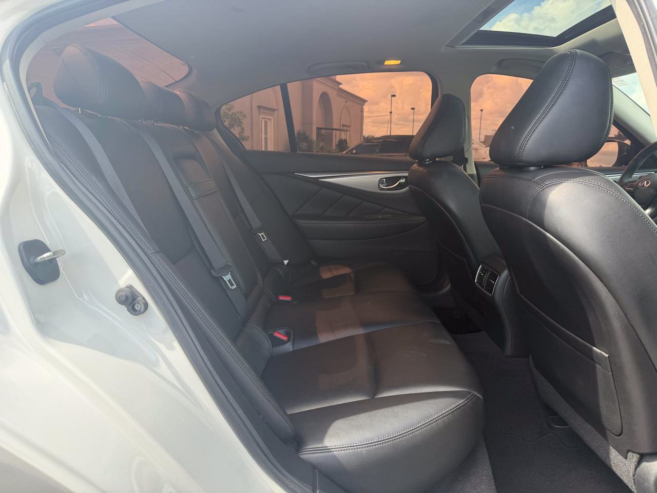 Used 2021 INFINITI Q50 Luxe RWD image 14