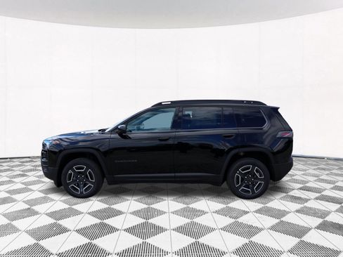 New 2026 Jeep Cherokee Laredo AWD/4WD image 8