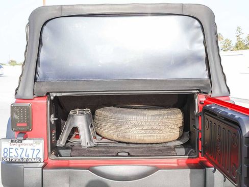 Used 2015 Jeep Wrangler Unlimited Sport w/ Quick Order Package 24S image 25