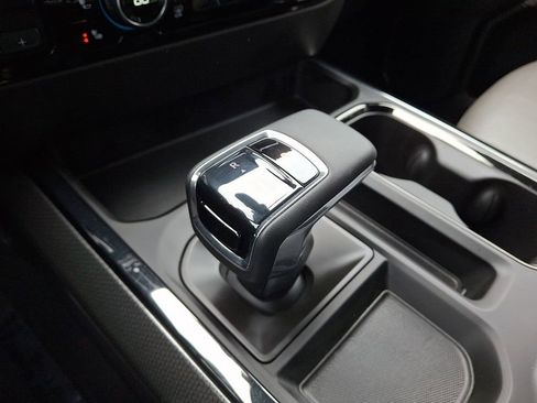 Used 2024 Chevrolet Silverado 1500 ZR2 w/ Technology Package image 14