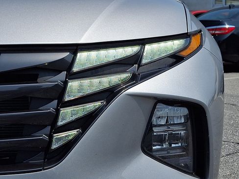 Certified 2024 Hyundai Tucson SEL AWD/4WD image 9