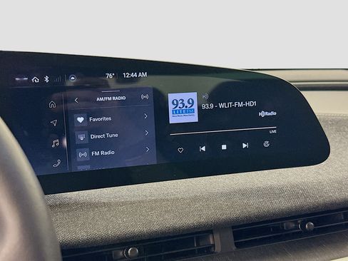 Used 2023 Lucid Air Pure AWD/4WD image 21