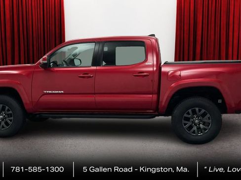 Certified 2023 Toyota Tacoma SR5 w/ Technology Package AWD/4WD image 8
