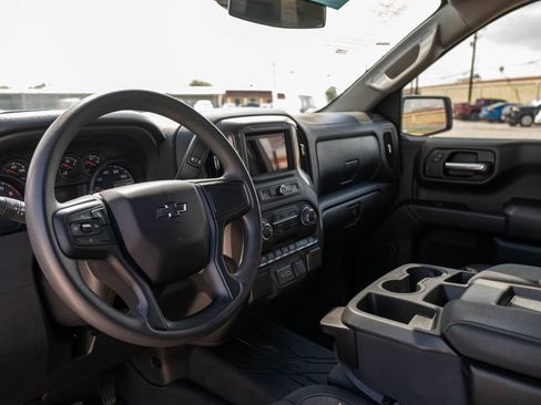 Used 2025 Chevrolet Silverado 1500 Custom Trail Boss w/ LPO, Dark Essentials Package AWD/4WD image 14