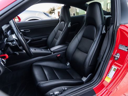 Certified 2017 Porsche 911 Carrera image 5