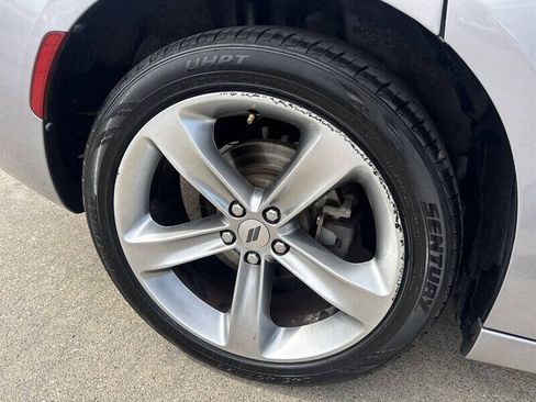 Used 2018 Dodge Charger R/T RWD image 14