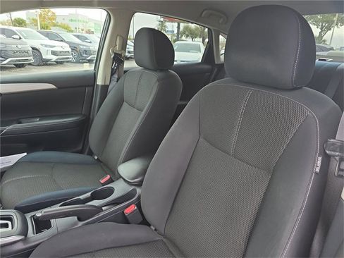 Used 2017 Nissan Sentra S image 15