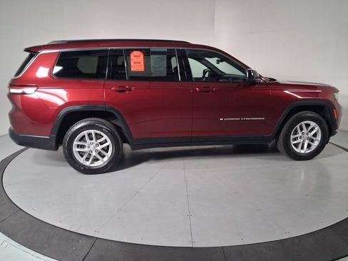 Used 2024 Jeep Grand Cherokee L Laredo AWD/4WD image 3