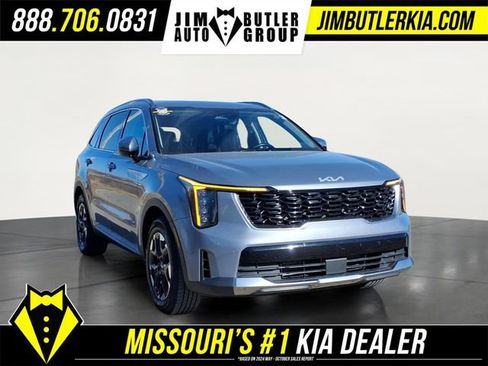 Used 2024 Kia Sorento S image 31